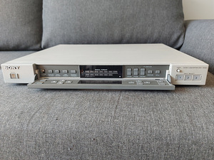 DIGITAL SCAN CONVERTER: SONY DSC-1024G (3 foto / 6)