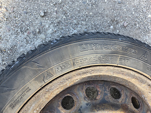 GOOD YEAR „ULTRA GRIP ICE“ M+S 205/55 R16 91T (1 foto / 4)