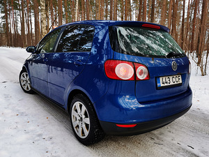 VOLKSWAGEN GOLF PLUS 2.0 103kw DIISEL (5 foto / 9)