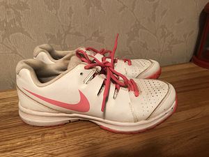 Nike tennisetossud s.38 (2 foto / 2)