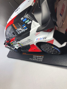 WRC Toyota Yaris O.Tänak/M.Järveoja mudelauto 1:18 (SUUR) (3 foto / 8)
