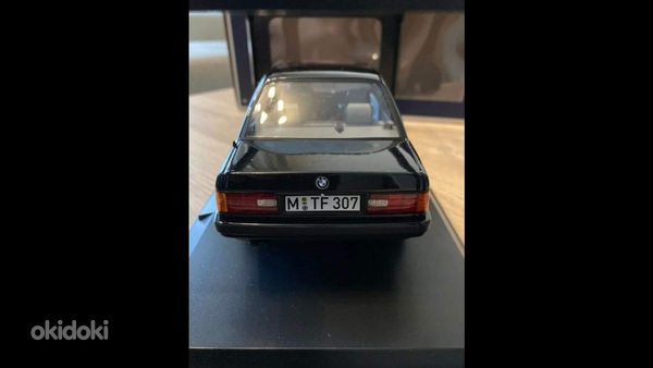 Модель автомобиля купе BMW E30 325I 1:18 (фото #9)