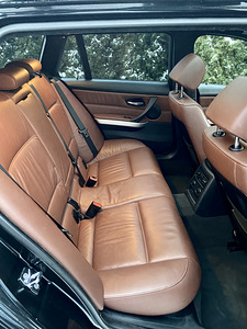 BMW 330d E91 M-pakett (7 foto / 14)