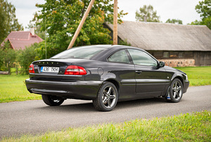 Мануал Volvo C70 T5 (5 фото из 15)