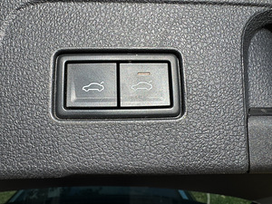 Volkswagen Passat 1.5 Facelift R-Line (15 foto / 15)