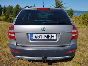 Skoda Octavia Scout 4x4 2.0 TDI 103kW (4 foto / 14)