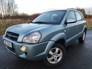 Hyundai Tucson 2.0 104kW 2007 (1 foto / 15)