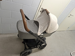 Nuna Mixx Next stroller set Granite + turvahäll koos aluse (1 foto / 7)