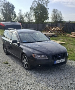 Volvo v70 2.4d (6 фото из 10)