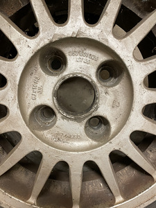 Veljed Audi 100 (2 foto / 5)