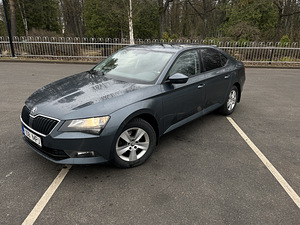 Skoda Superb 1.4 110kw, N1 (2 foto / 10)