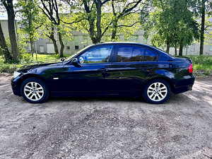 BMW 320i automaat, reg makstud (7 foto / 14)