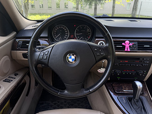 BMW 320i automaat, reg makstud (14 foto / 14)