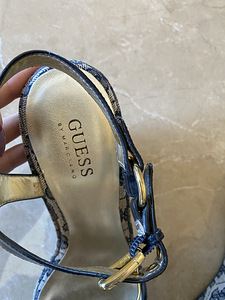 Guess размер 40, туфли, оригинал (4 фото из 5)