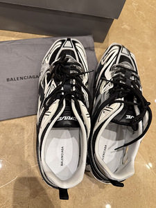 BALENCIAGA размер 45, оригинал (5 фото из 9)