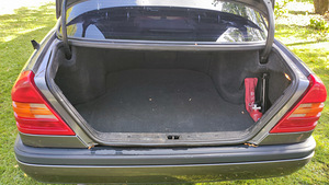 Mercedes-Benz C 180 manuaal (8 foto / 14)