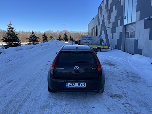 Citroen C4 1.6 HDi 80kw 2007 (4 foto / 15)