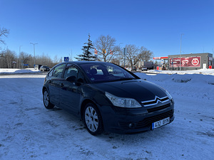 Citroen C4 1.6 HDi 80kw 2007 (5 foto / 15)
