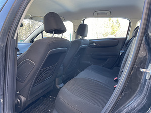Citroen C4 1.6 HDi 80kw 2007 (12 foto / 15)