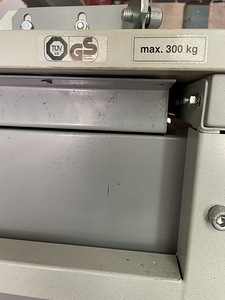 Müüa ESD töölaud Treston (8 foto / 8)