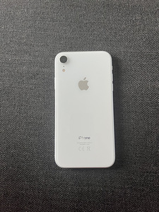 iPhone XR 64GB (2 foto / 2)