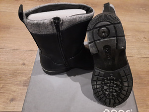 Uued soojad ja veekindlad Ecco saapad s 39 (1 foto / 3)