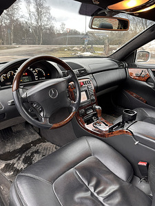 Mercedes-Benz CL500 (5 фото из 10)
