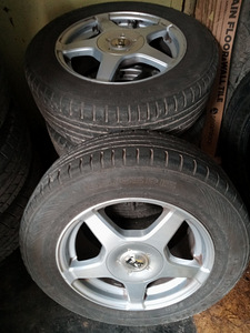 Müüa Hyndai i30 kummiga valuveljed (1 foto / 2)