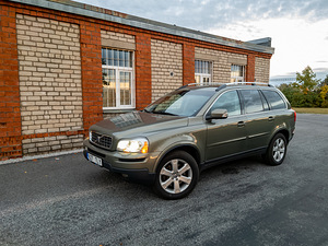 Volvo XC90 2.4 D5 120kW (1 foto / 12)