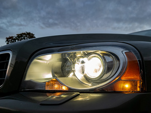 Volvo XC90 2.4 D5 120kW (11 foto / 12)