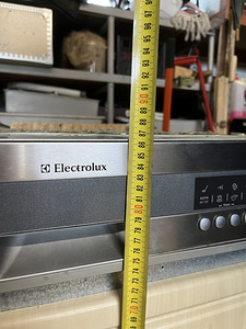 Встраиваемая посудомоечная машина электролюкс (5 фото из 6)