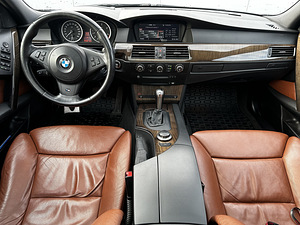 BMW E61 3.0 дизель автомат (7 фото из 9)