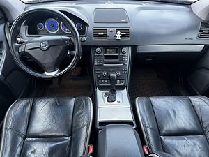 Volvo XC90 2.4 136KW (6 foto / 9)