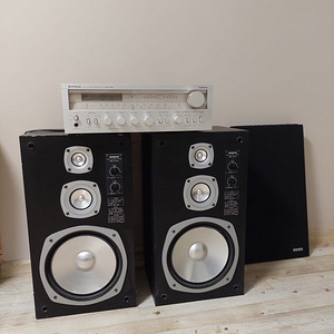 Hitachi HS-330 kõlarid ja võimendi (1 foto / 1)