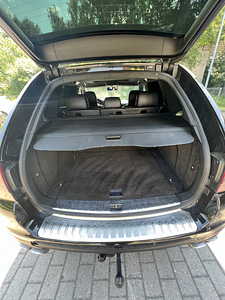 Porsche Cayenne (9 фото из 9)