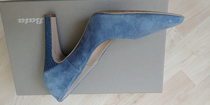 Bata (4 foto / 4)