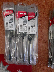 Makita puidupuurid (5 foto / 5)