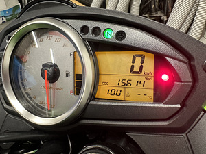 KAWASAKI Z750 (3 foto / 10)