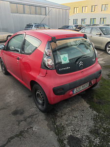 Продается Citroën C1 (4 фото из 4)
