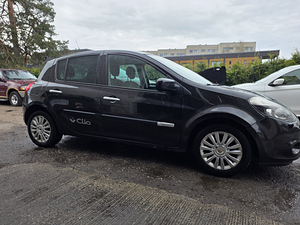 Продается Renault Clio дизель (8 фото из 8)
