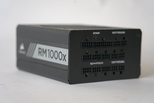 Corsair RM1000x 1000W 80+ Gold Fully Modular ATX PSU (4 foto / 4)