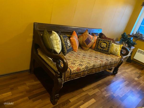 Продам старинный диван ручной работы с Бали (фото #3)