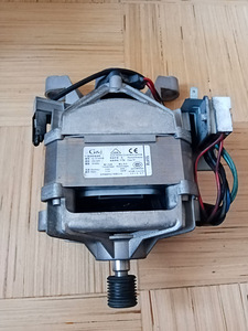 Motor pesumasin ,,Samsung,, (2 foto / 3)