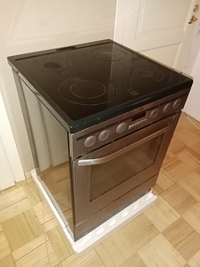 AEG elektro plit 60x60x85 (2 foto / 3)