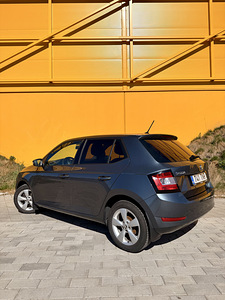 Škoda Fabia (4 foto / 15)