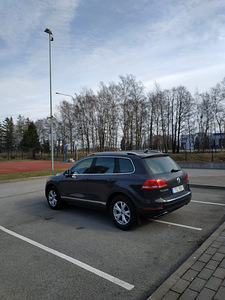 Müüa auto VOLKSWAGEN TUAREG 2011.a (3 foto / 6)