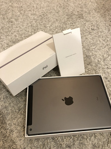 Apple Ipad 32Gb (8th generaration) Wifi+Cellular (2 foto / 5)