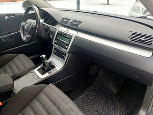 VOLKSWAGEN PASSAT 4MOTION (14 фото из 15)
