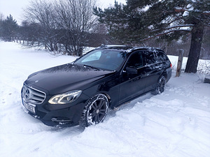 MERCEDES-BENZ E 220 BLUETEC 2.1 125kW AVANTGARDE (3 foto / 15)