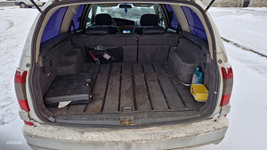Opel Omega 2.5td 96kW manuaal (6 foto / 12)